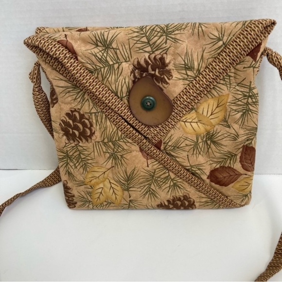 Quilted Crossbody Mini Fabric Purse Fall Forest Pattern Tan Grannycore Boho OS - Picture 2 of 10